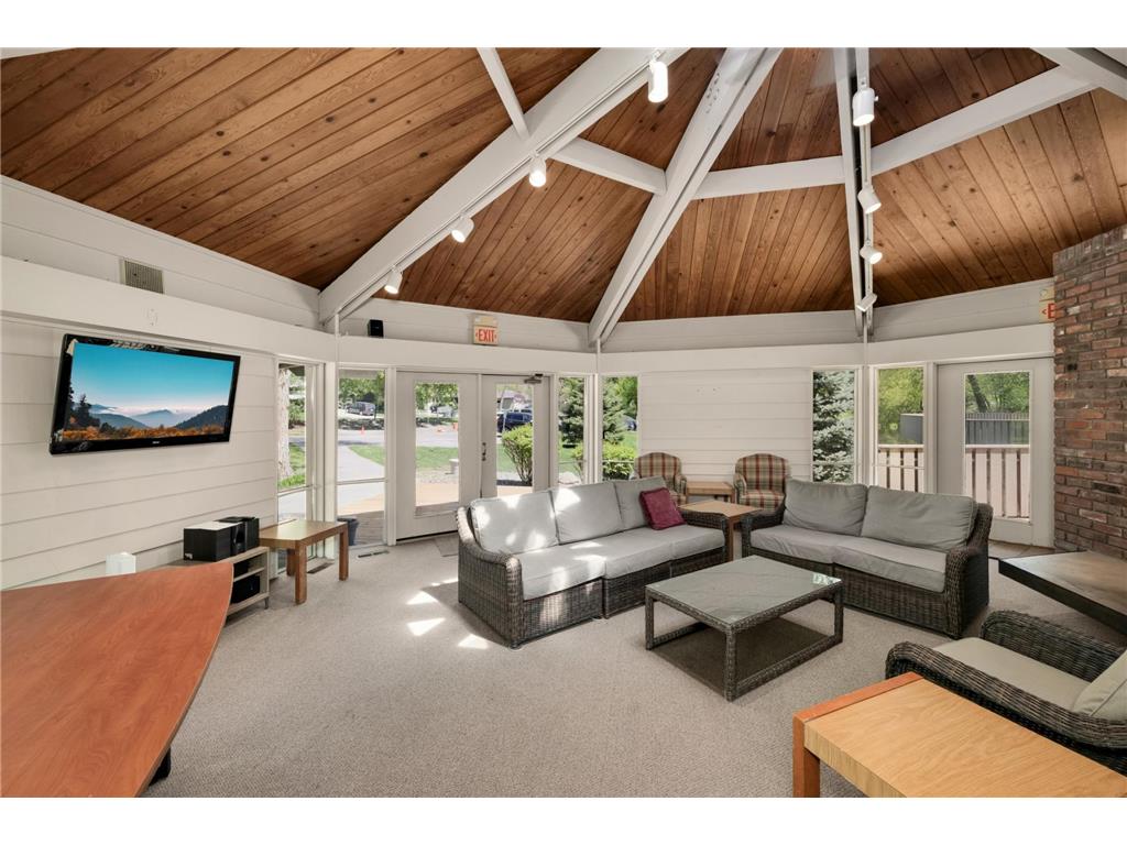 10203 Scarborough Road Bloomington MN 55437 7067212 image26