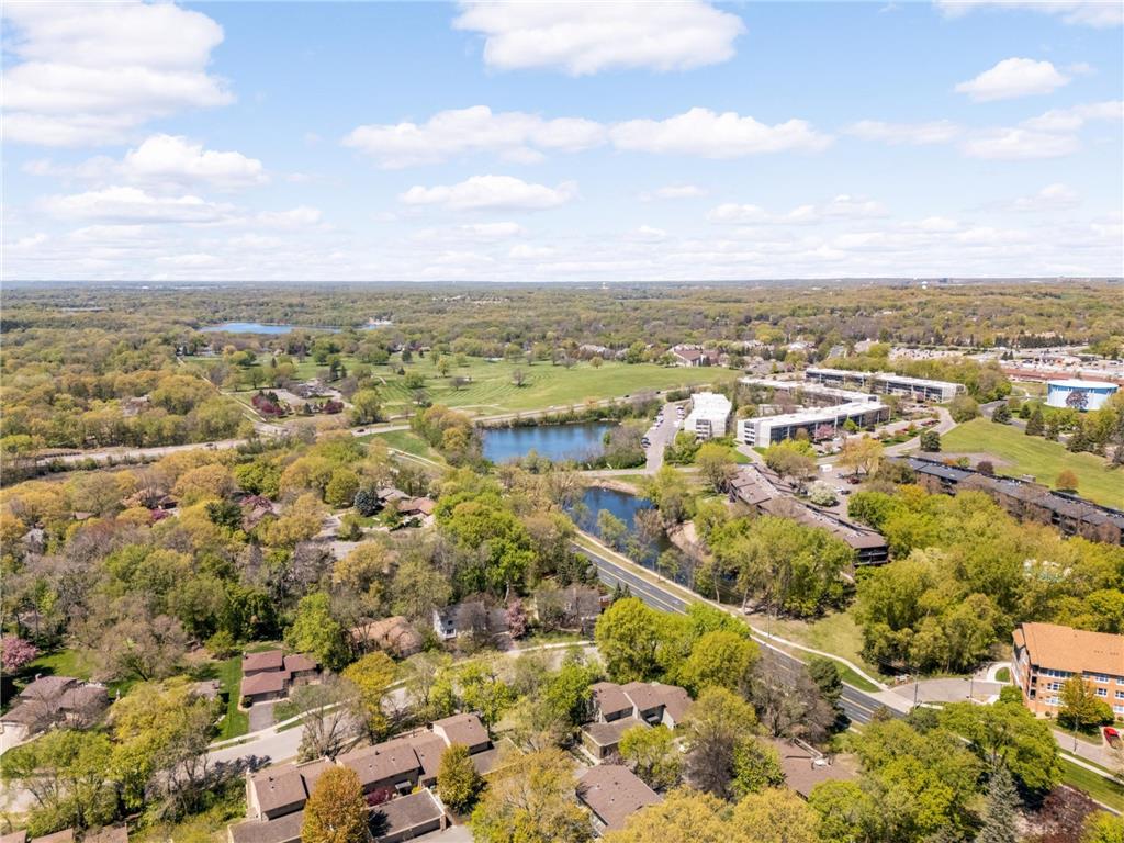10203 Scarborough Road Bloomington MN 55437 7067212 image30