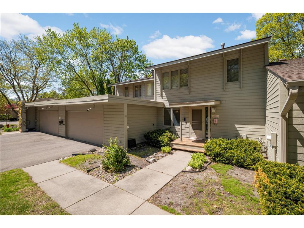 10203 Scarborough Road Bloomington MN 55437 7067212 image36