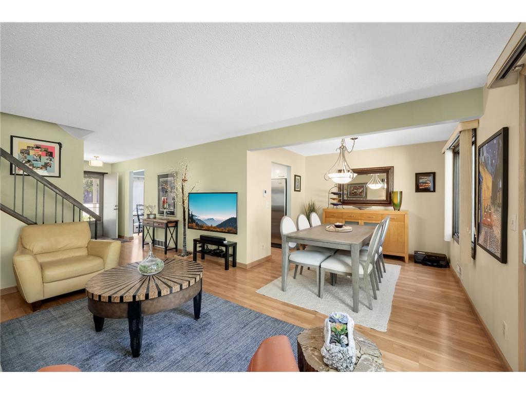 10203 Scarborough Road Bloomington MN 55437 7067212 image4