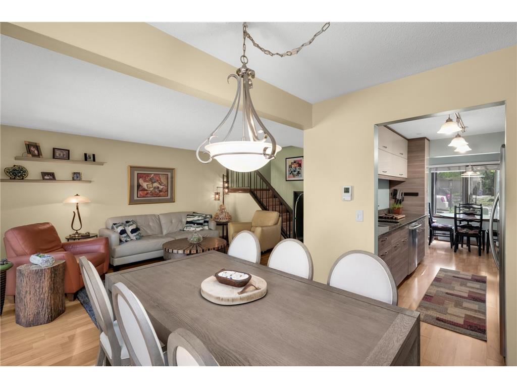10203 Scarborough Road Bloomington MN 55437 7067212 image5
