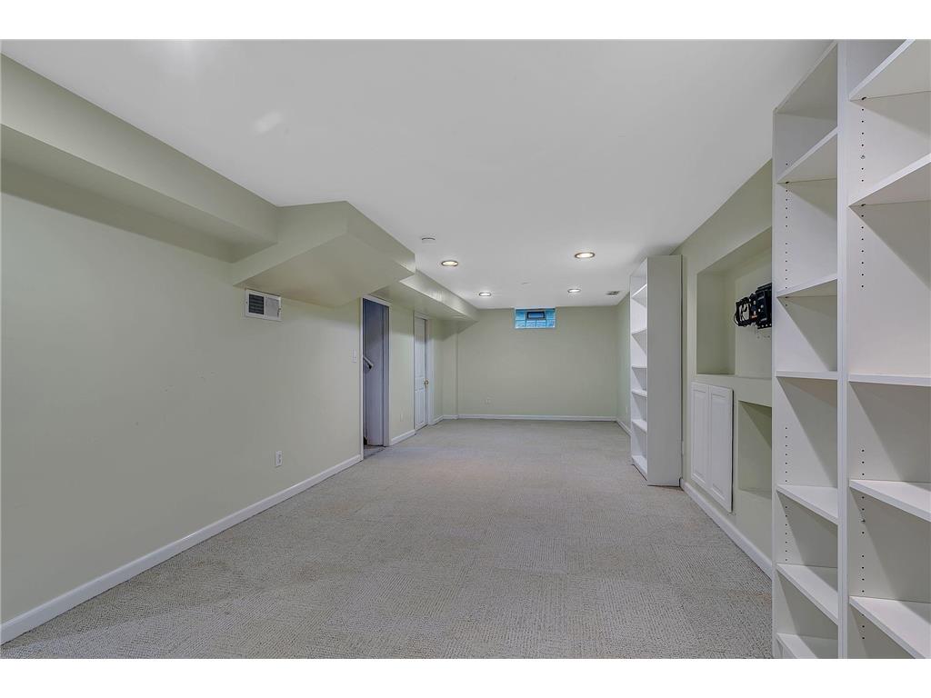10206 Lakeview Drive W Minnetonka MN 55305 7092275 image20
