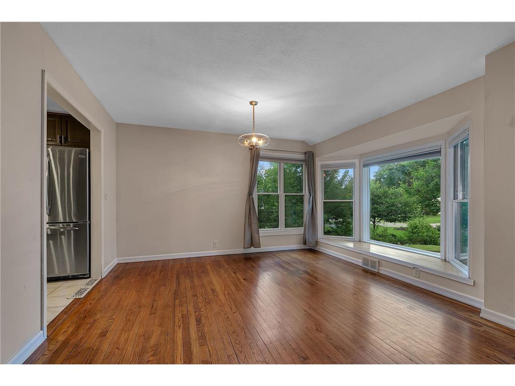 10206 Lakeview Drive W Minnetonka MN 55305 7092275 image6