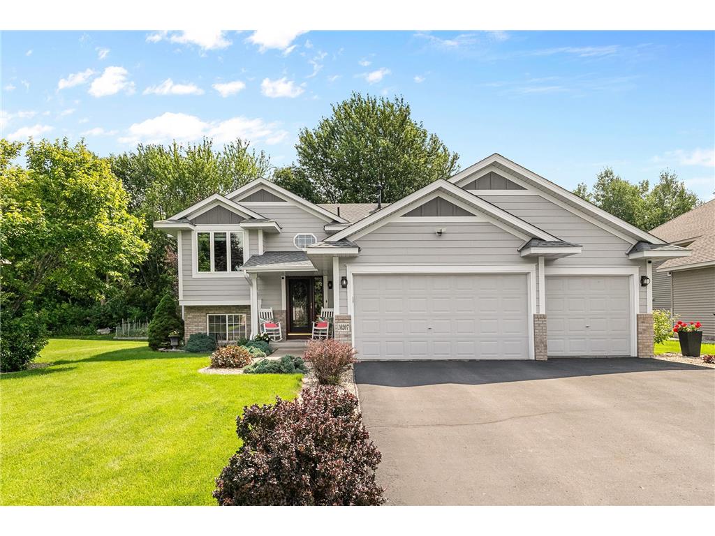 10207 Madison Street NE Blaine MN 55434 7103625 image1