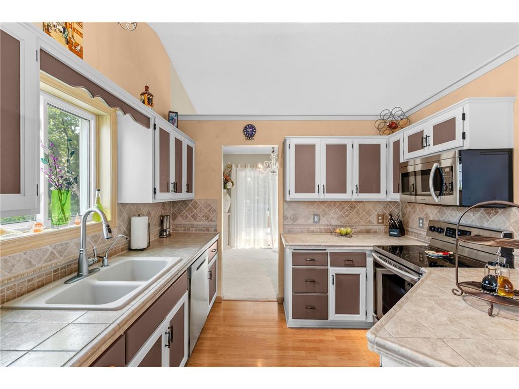 10207 Madison Street NE Blaine MN 55434 7103625 image6