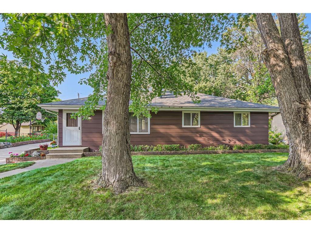 10208 100th Avenue N Maple Grove MN 55369 6598063 image1