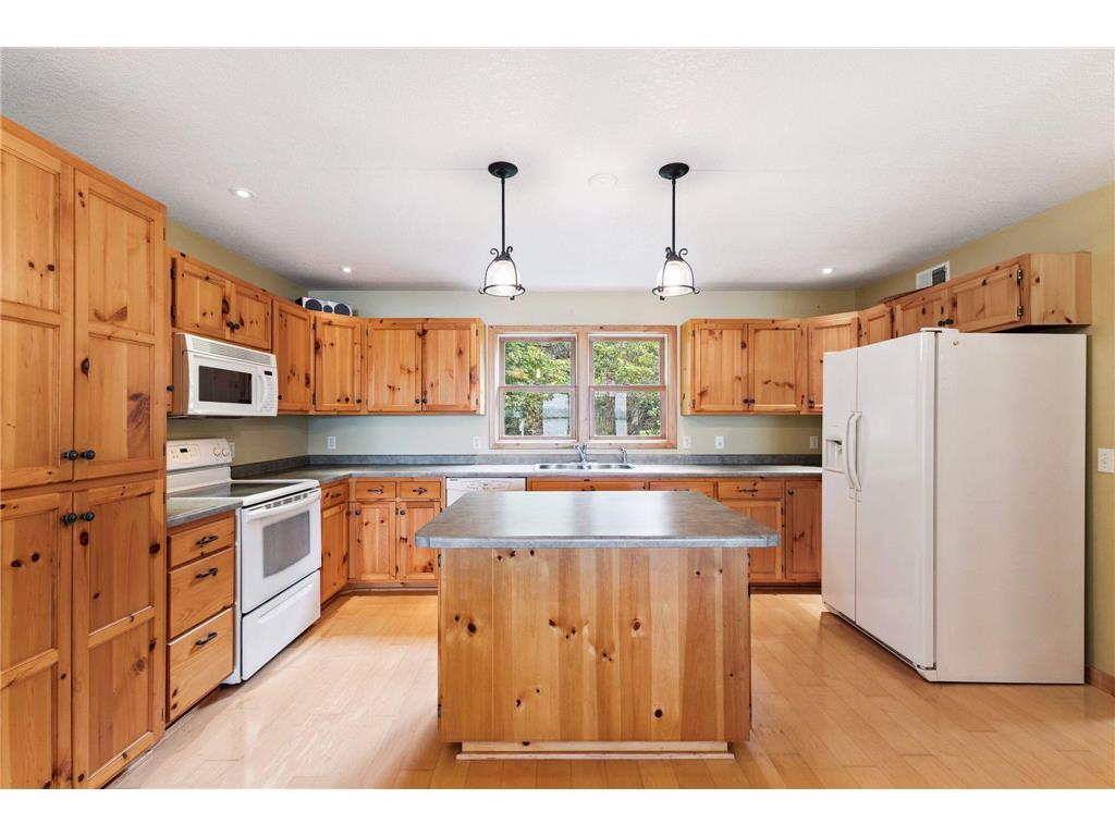 10209 & 10215 Amery Avenue NW Silver Creek Twp MN 55362 - Ida 6713498 image33