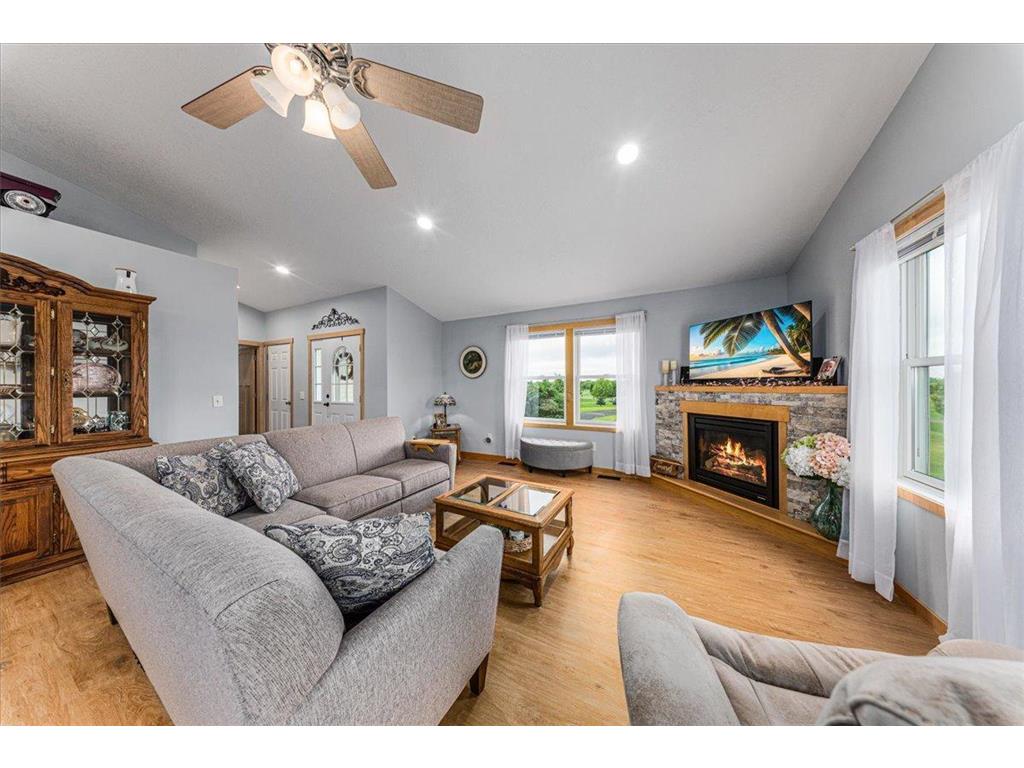 1021 167th Street Hammond WI 54015 6753863 image3