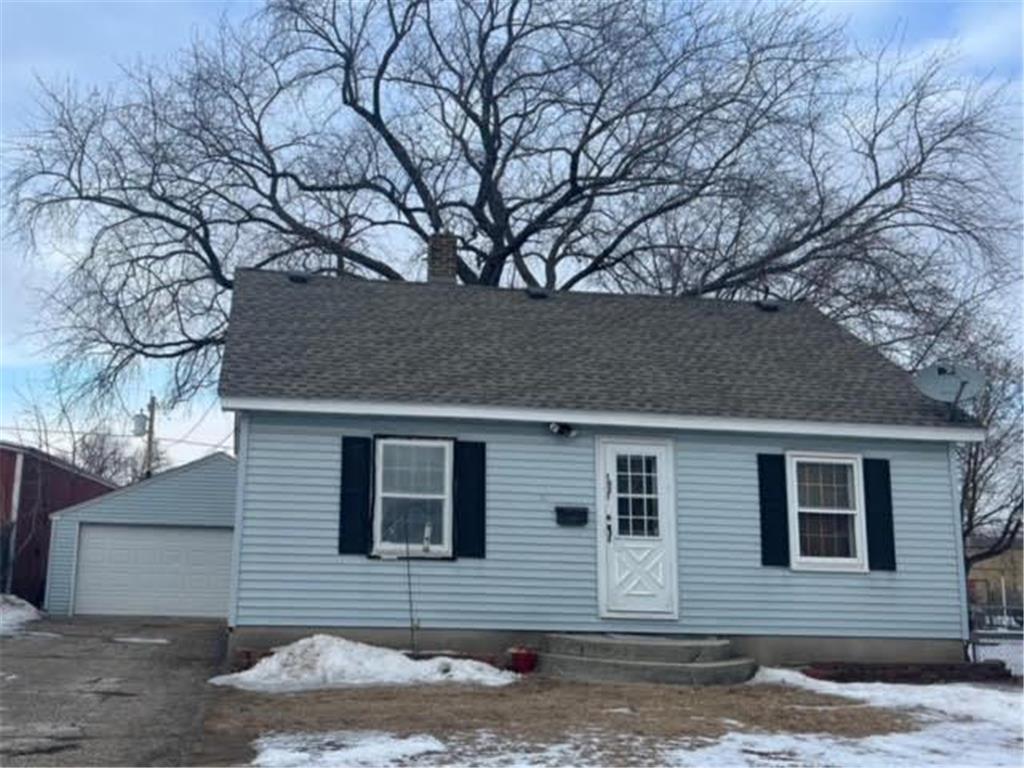 1021 2nd Avenue E Shakopee MN 55379 6327202 image1