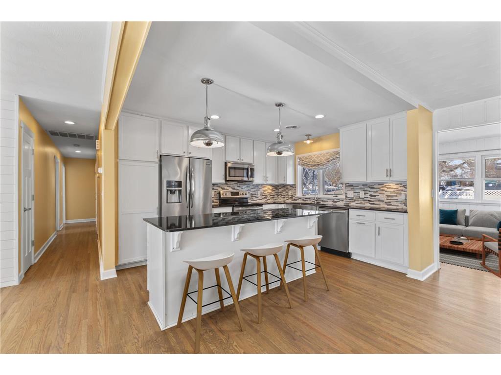 1021 Fremont Street Anoka MN 55303 7047950 image3
