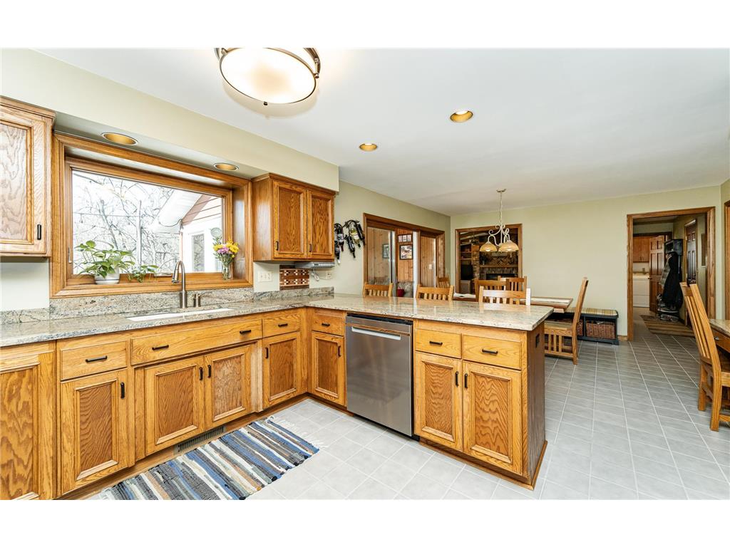 1021 Hickory Lane SW Rochester MN 55902 7056510 image13