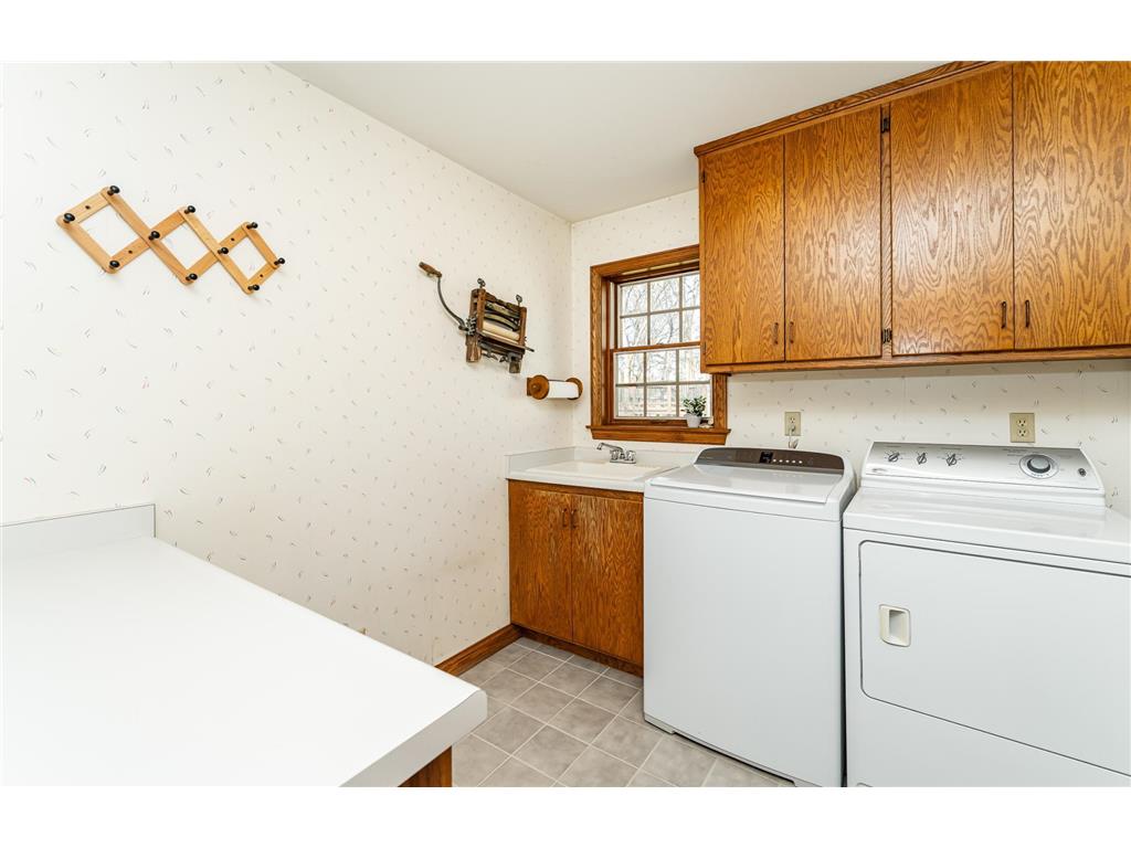 1021 Hickory Lane SW Rochester MN 55902 7056510 image23