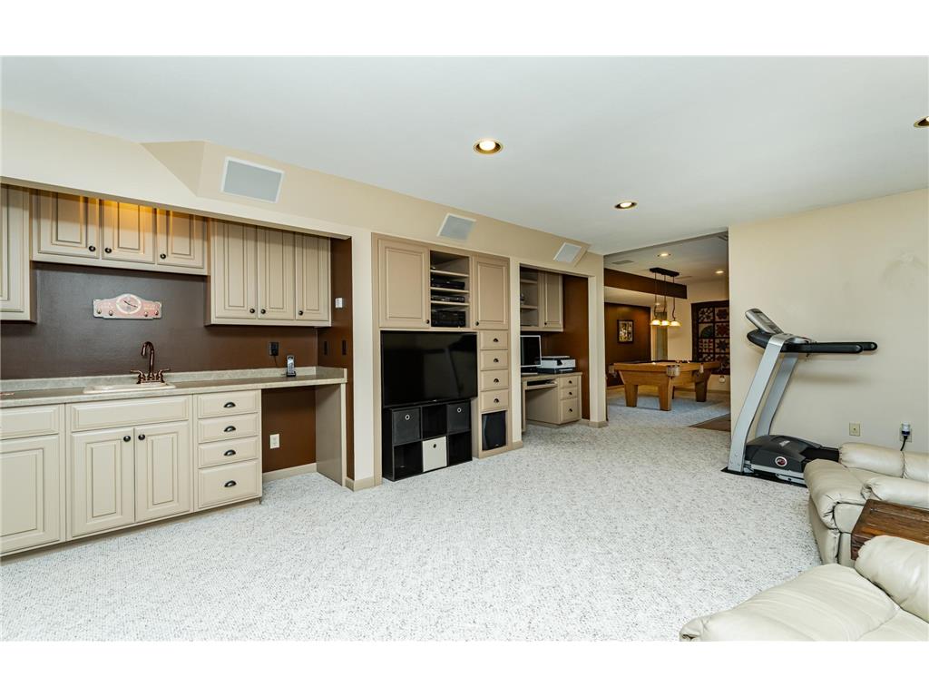 1021 Hickory Lane SW Rochester MN 55902 7056510 image38