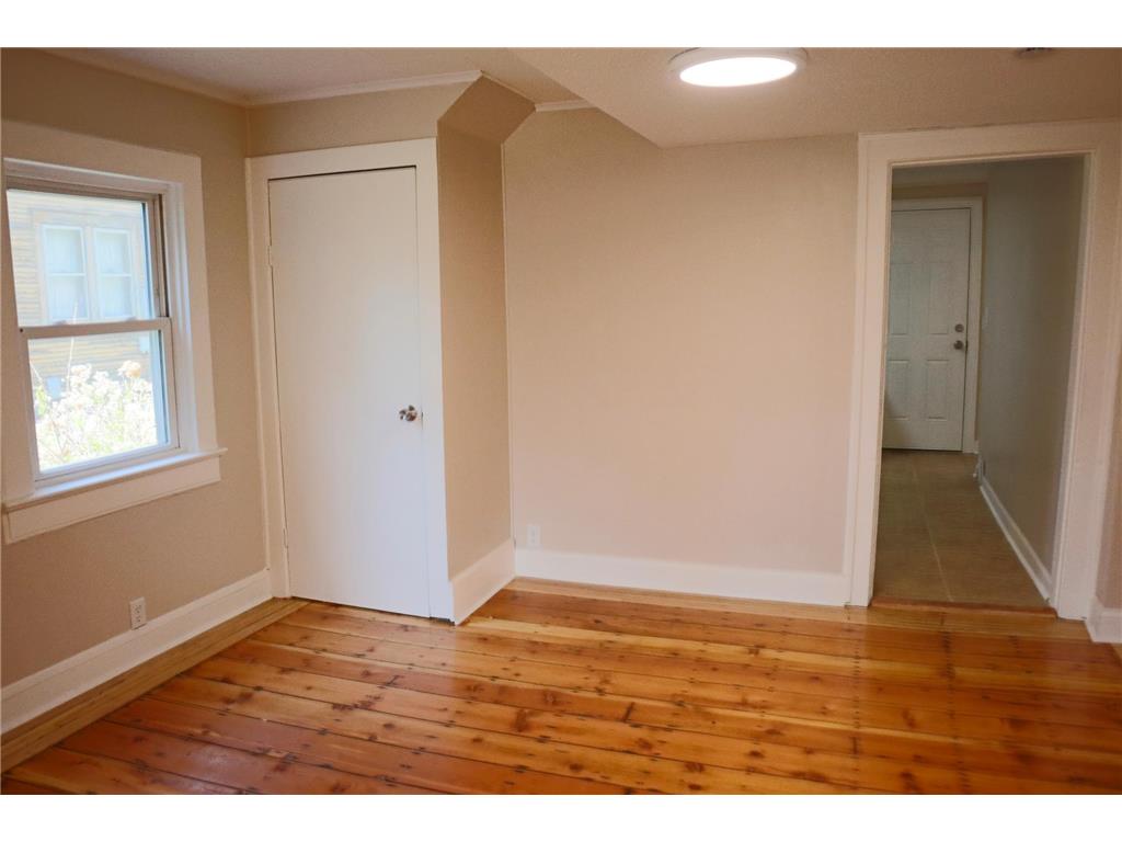 1021 Minnehaha Avenue E Saint Paul MN 55106 7071778 image12