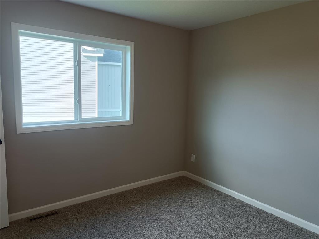 1021 NW 2nd Street NW Delano MN 55328 7024502 image23