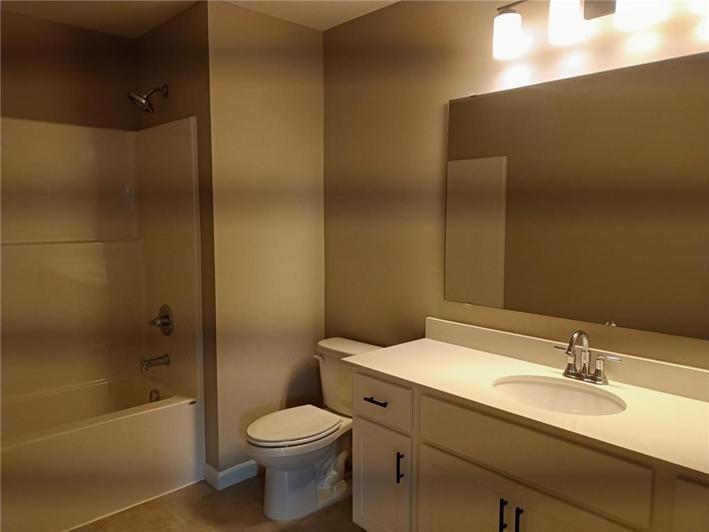 1021 NW 2nd Street NW Delano MN 55328 7024502 image38