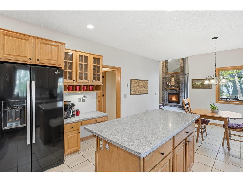 1021 Wildwood Way Chaska MN 55318 7067478 image12