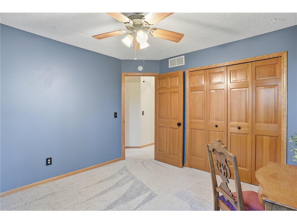 1021 Wildwood Way Chaska MN 55318 7067478 image30