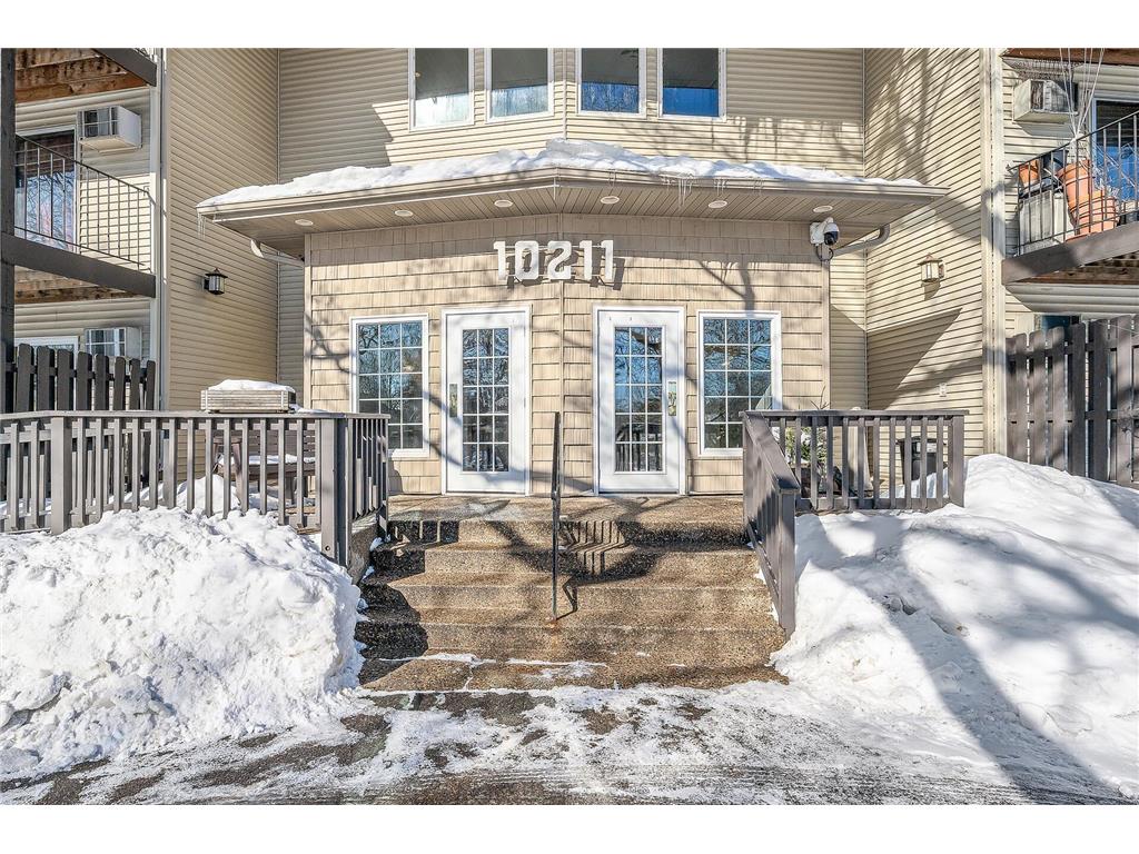 10211 Cedar Lake Road 316, MN, 55305 MLS 6270941 Edina Realty