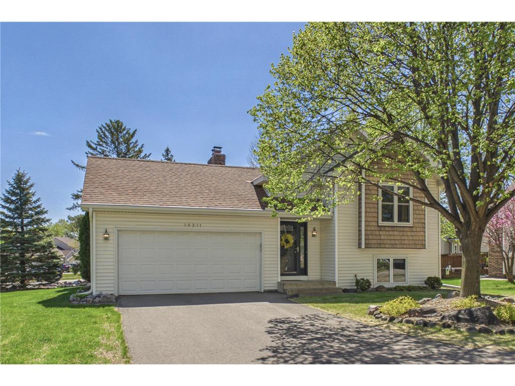 10211 Lee Drive Eden Prairie MN 55347 7067362 image1