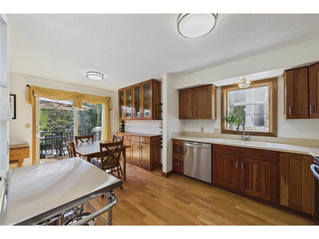 10211 Lee Drive Eden Prairie MN 55347 7067362 image14