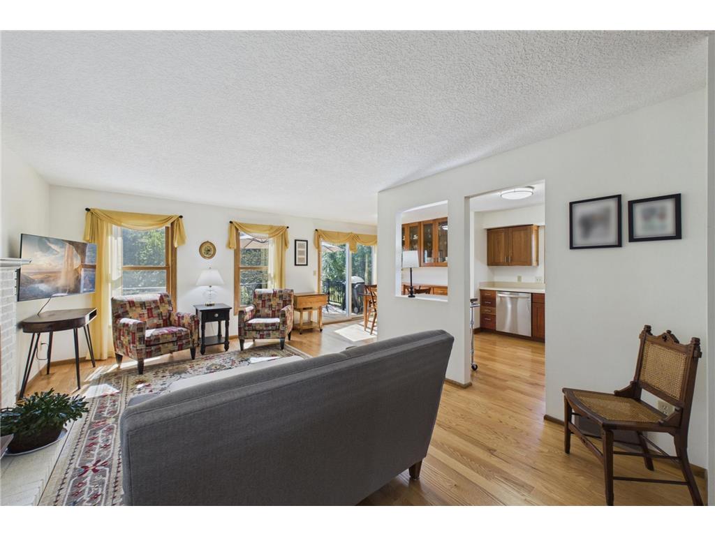 10211 Lee Drive Eden Prairie MN 55347 7067362 image6