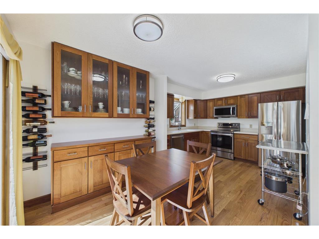 10211 Lee Drive Eden Prairie MN 55347 7067362 image7