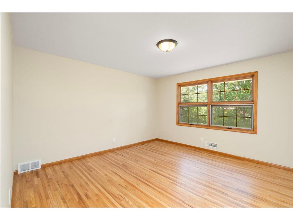 10212 Xerxes Avenue S Bloomington MN 55431 7012216 image12