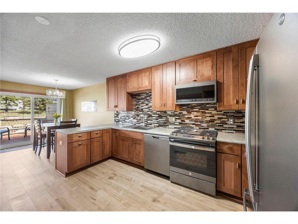 10213 Cavell Circle Bloomington MN 55438 7011880 image10