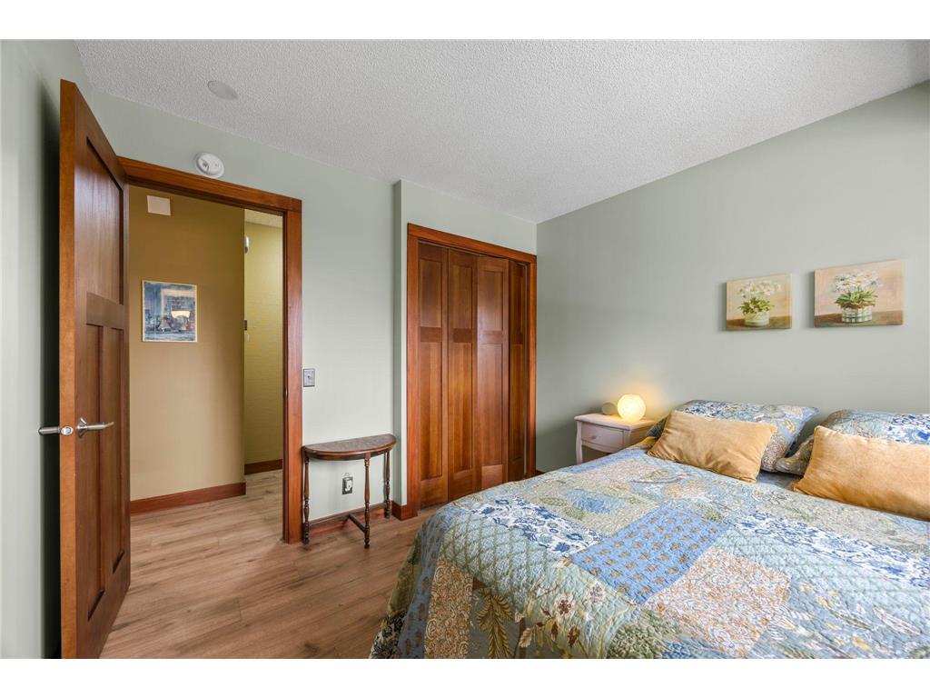 10213 Cavell Circle Bloomington MN 55438 7011880 image16