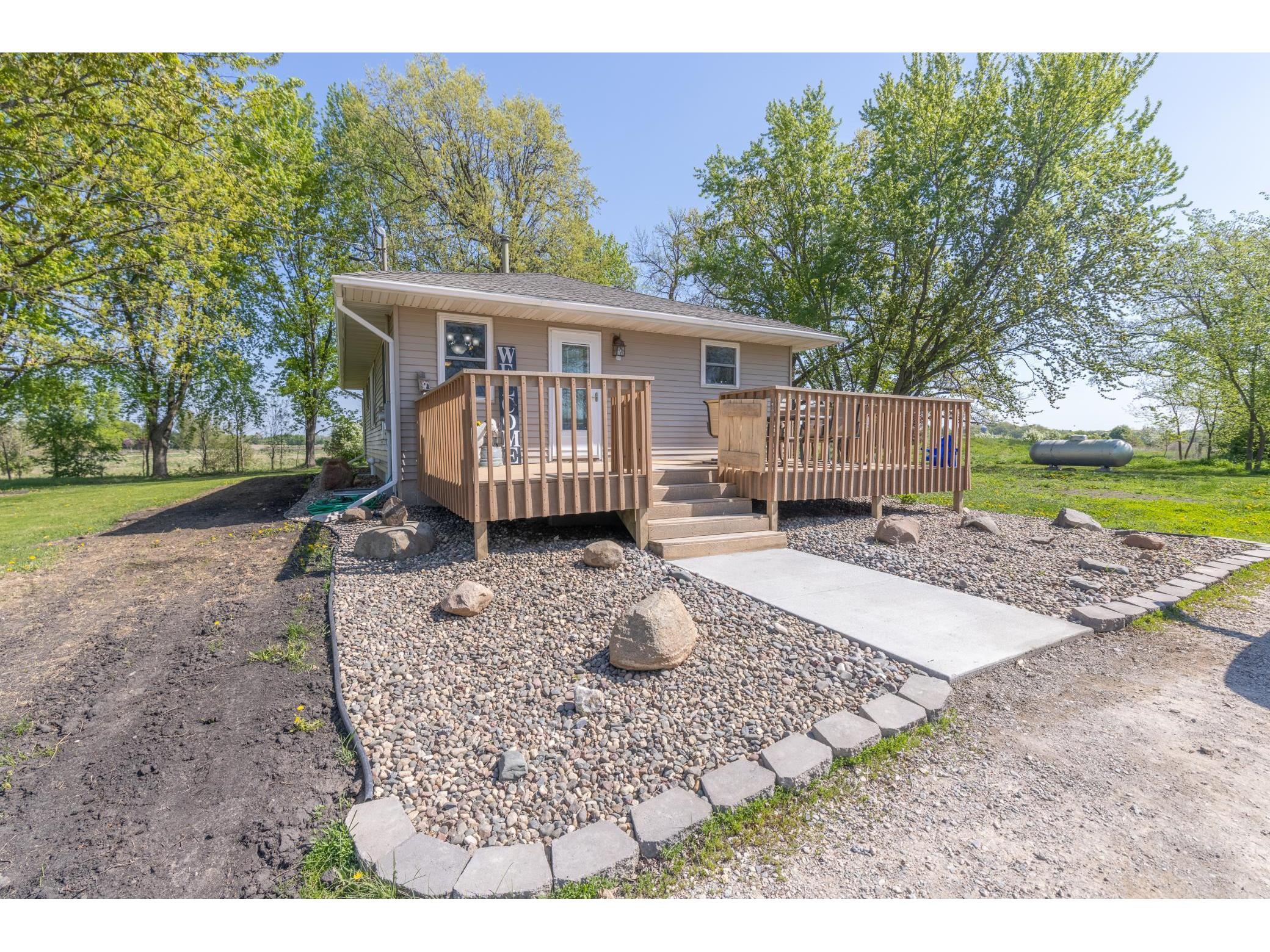 10214 105th Avenue, Milaca, MN 56353 MLS 5761445 Edina Realty