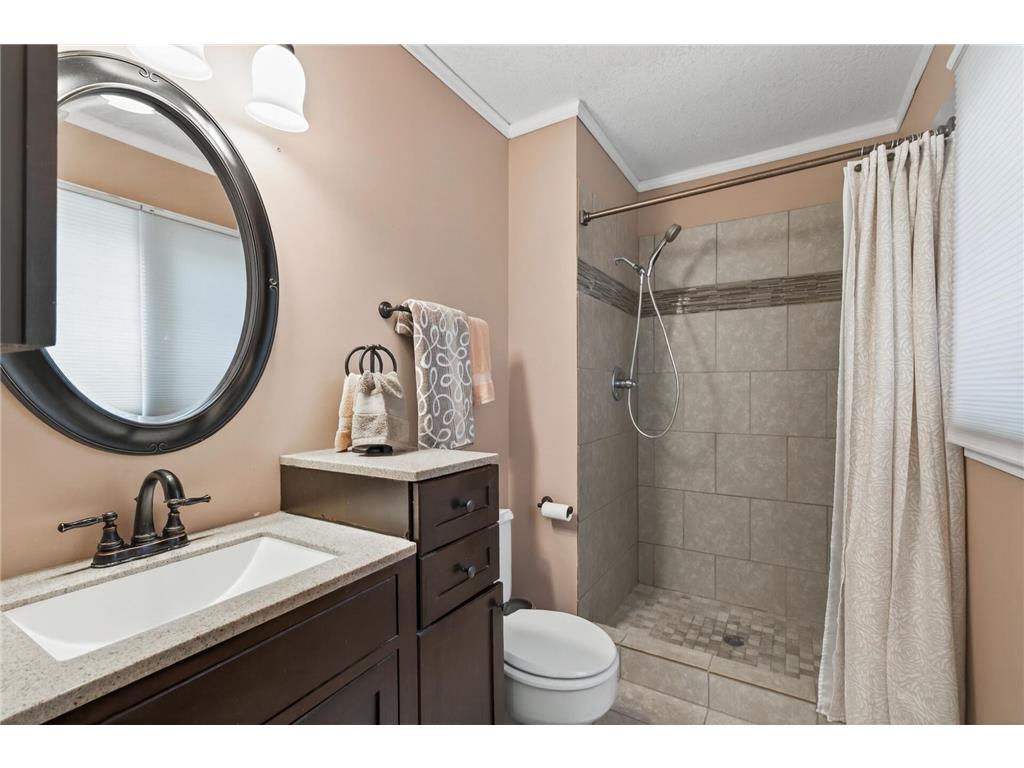 10215 39th Avenue N Plymouth MN 55441 7075711 image23