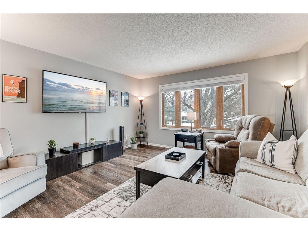 10215 Humboldt Circle S Bloomington MN 55431 6344439 image1