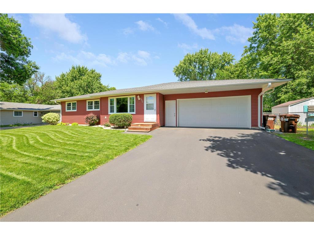 1022 5th Street W Hastings MN 55033 6760727 image1