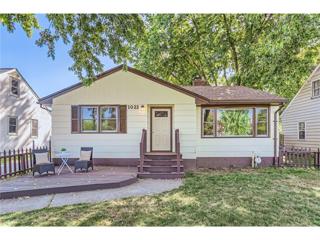 1022 Larpenteur Avenue W Saint Paul MN 55113 6609726 image1