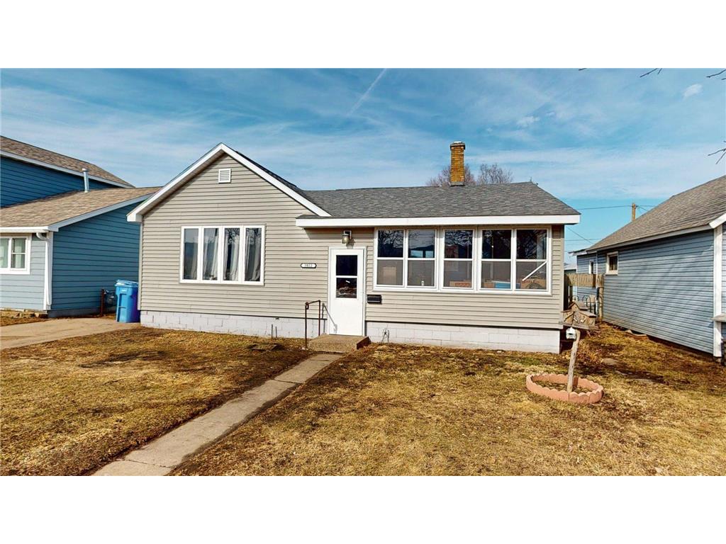 1022 W 2nd Street Winona MN 55987 7021632 image1