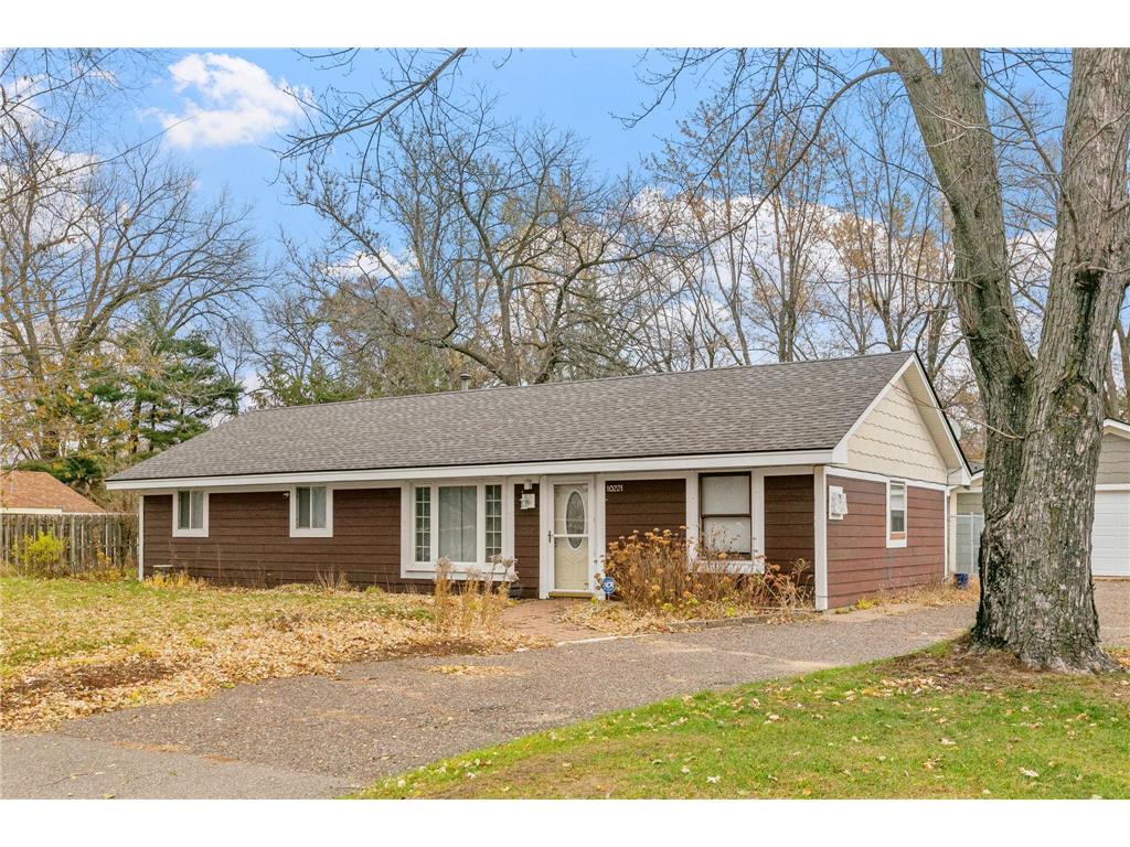 10221 Sycamore Street NW, Coon Rapids, MN, 55433 MLS 6383896 Edina