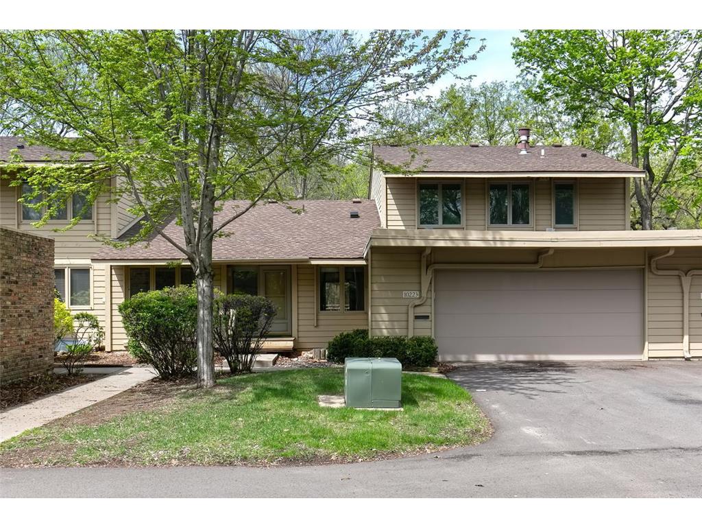 10223 Scarborough Road Bloomington MN 55437 6367376 image1