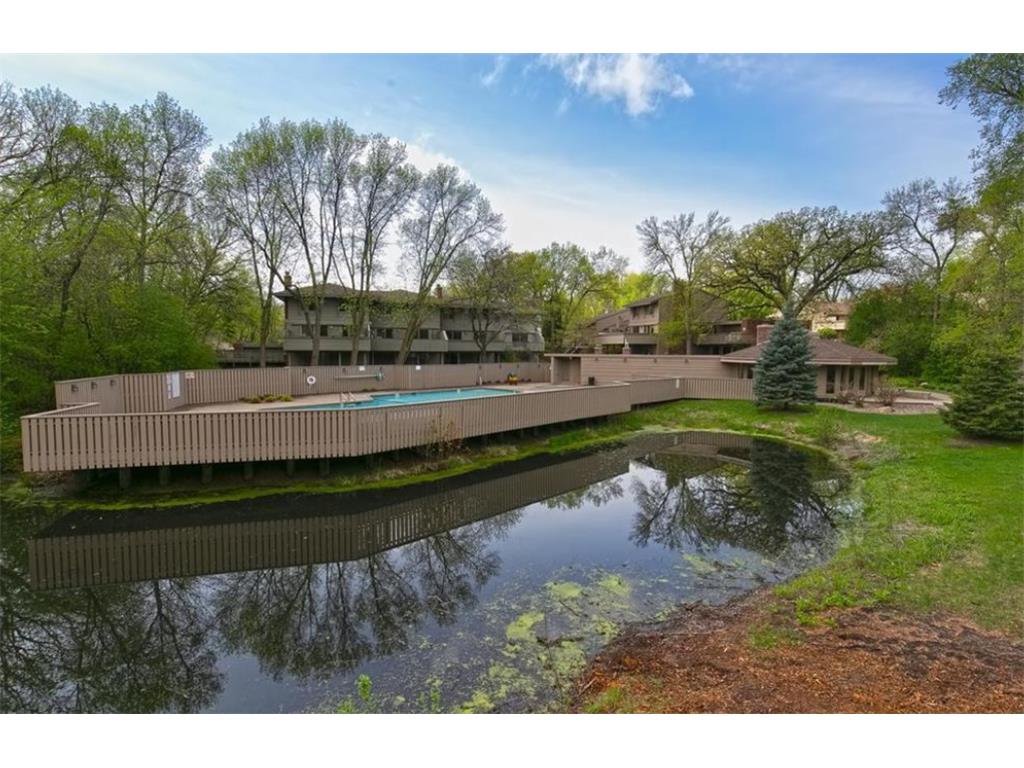 10223 Scarborough Road Bloomington MN 55437 7048589 image26