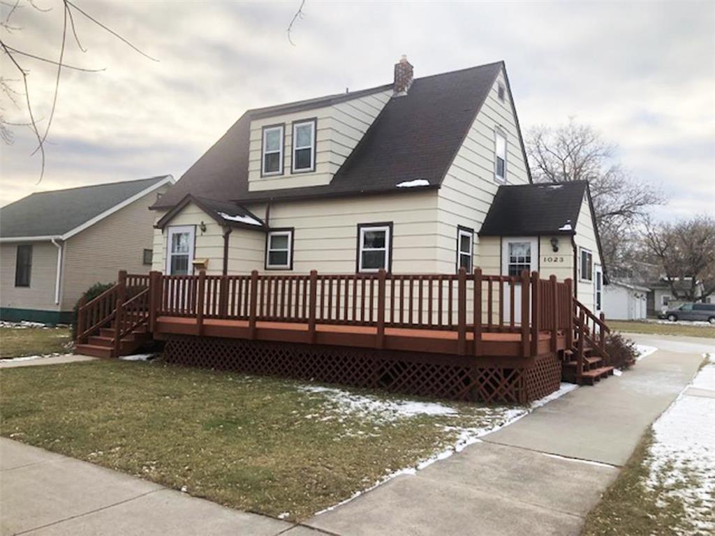 1023 Labree Avenue N Thief River Falls MN 56701 6464808 image1
