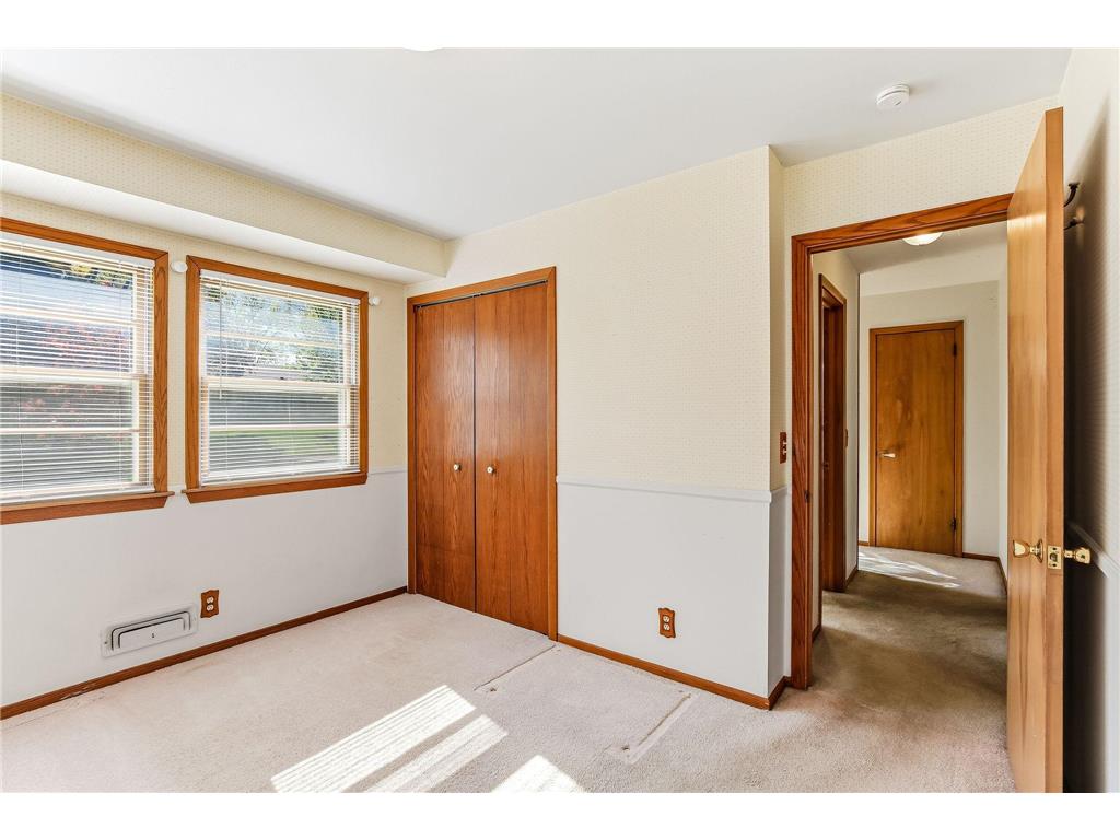 10232 5th Avenue S Bloomington MN 55420 7073353 image22