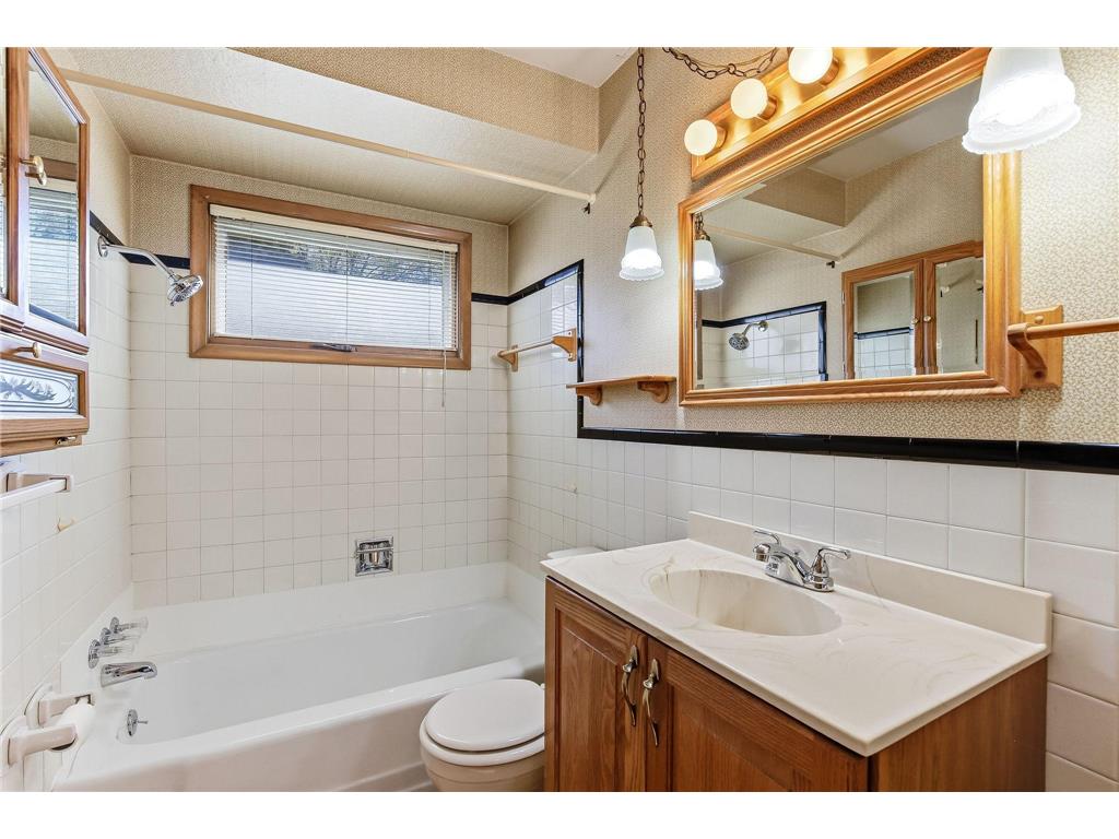 10232 5th Avenue S Bloomington MN 55420 7073353 image23