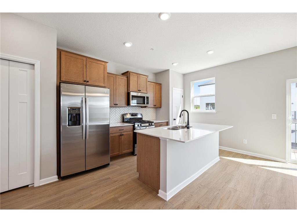 10232 Birchwood Circle Victoria MN 55318 6596309 image1