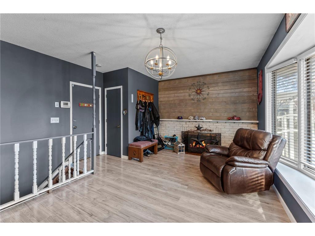 10239 Raven Street NW Coon Rapids MN 55433 6819706 image9