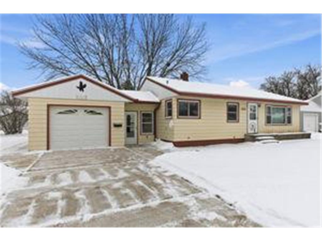 1024 32nd Avenue N Saint Cloud MN 56303 6826173 image1
