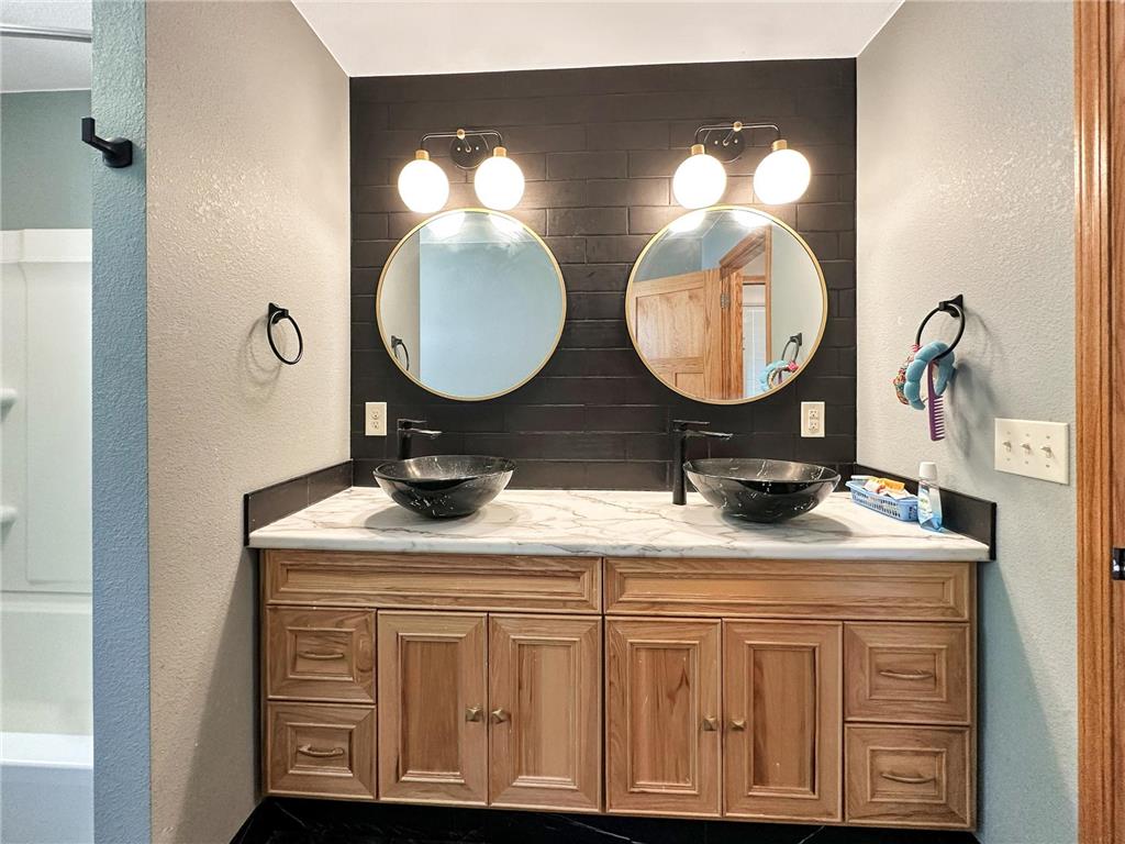 1024 5th Street SW Willmar MN 56201 7115713 image19