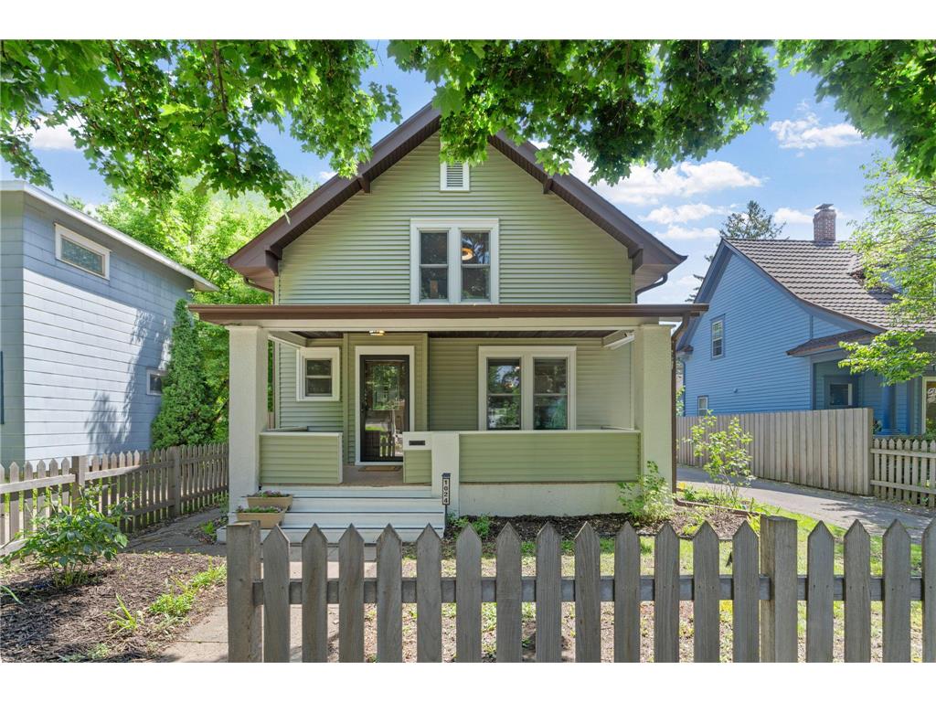 1024 Victoria Street N Saint Paul MN 55103 7070798 image2