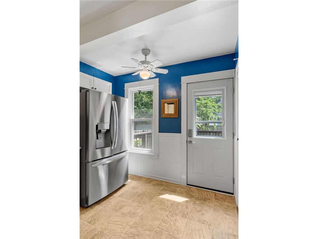 1024 Victoria Street N Saint Paul MN 55103 7070798 image36