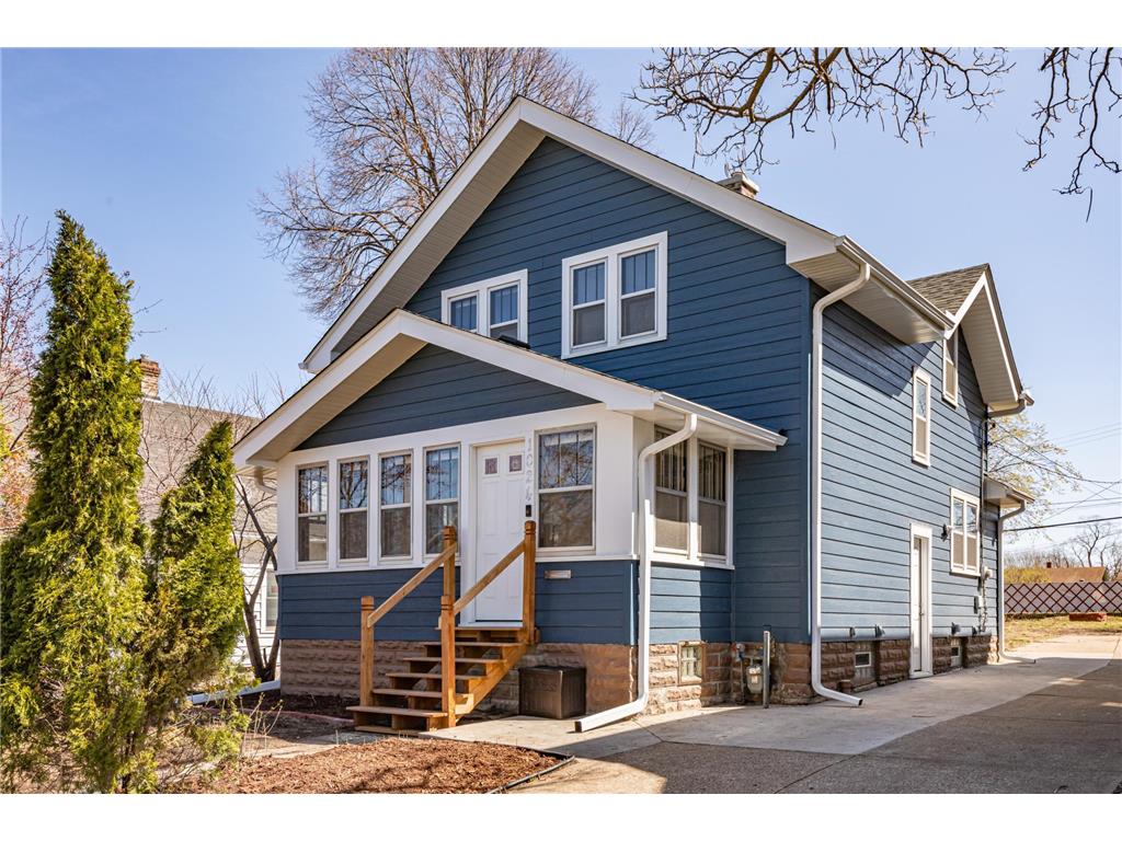 1024 Western Avenue N Saint Paul MN 55117 6329949 image1