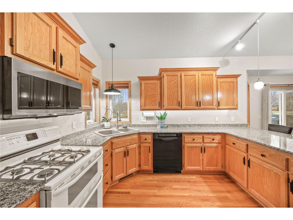 10242 49th Street NE Albertville MN 55301 7012526 image10